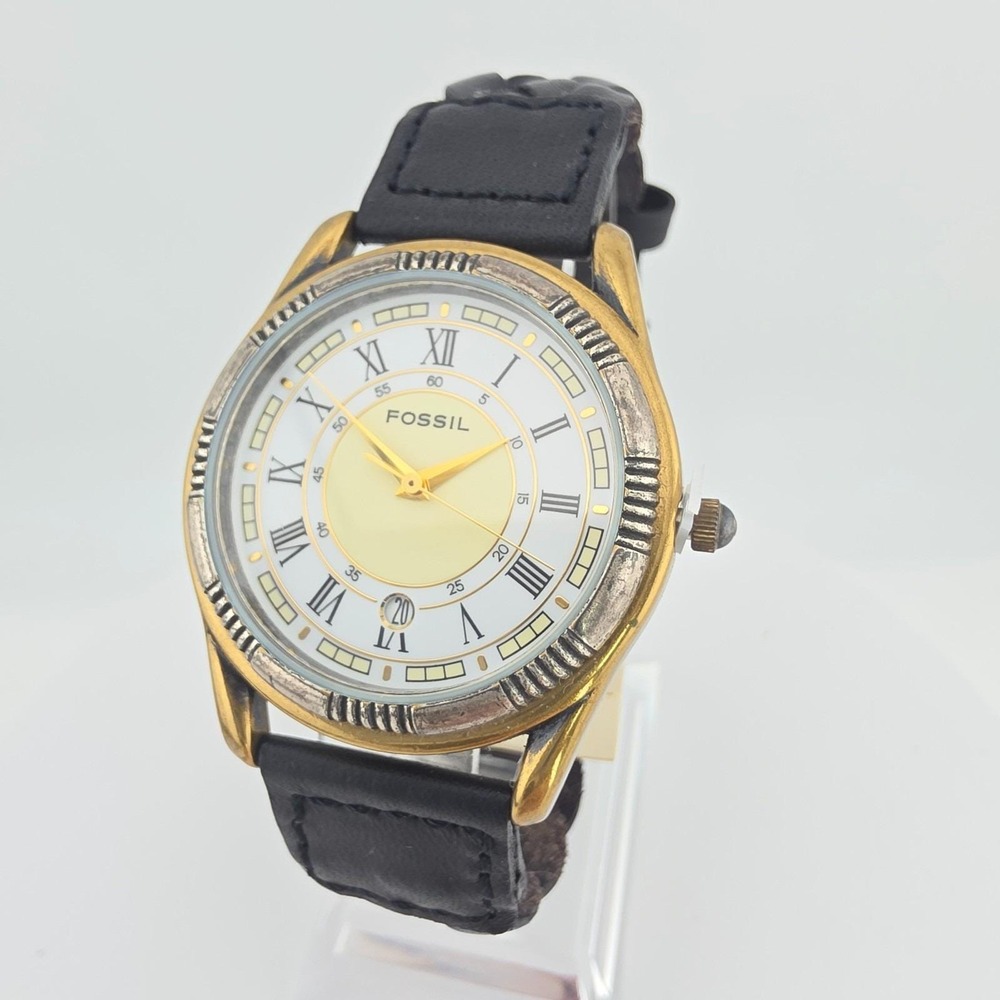 New! 1990s FOSSIL Mens Watch EC6834 Date Black Leather Band Silver Gold Plate 8"